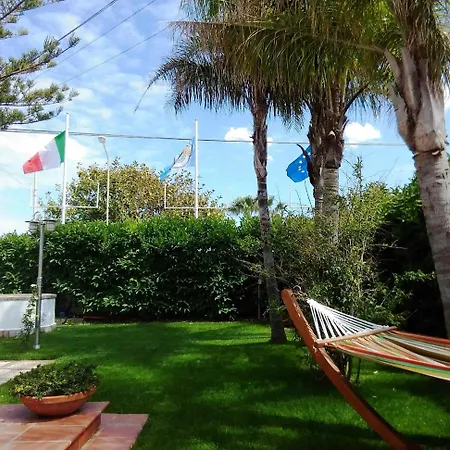 Blanche Dimora Di Charme Bed and Breakfast 4*