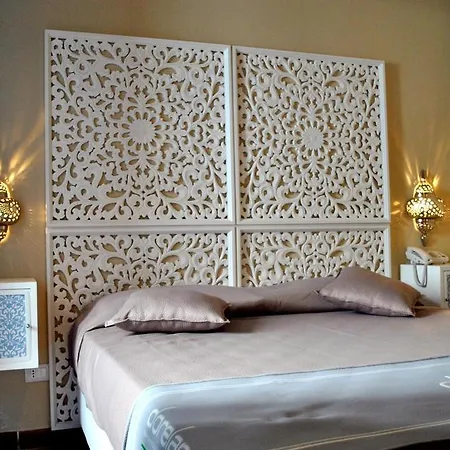 Blanche Dimora Di Charme Bed & Breakfast 3*